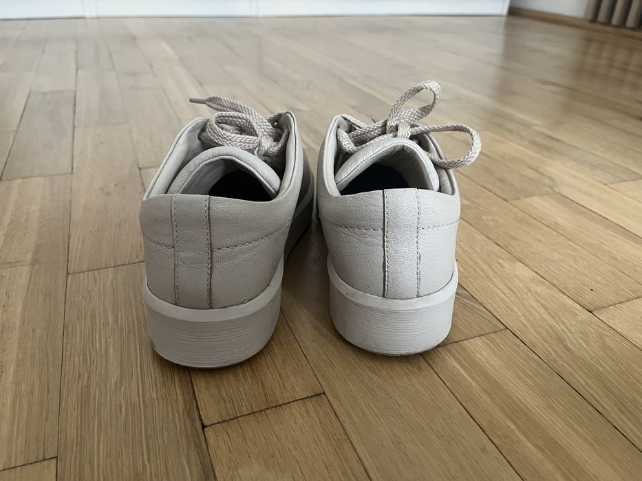 Buty skórzane Gino Rossi