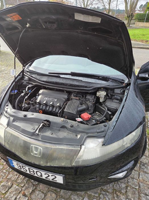 Honda Civic 2006 - gasolina e manual