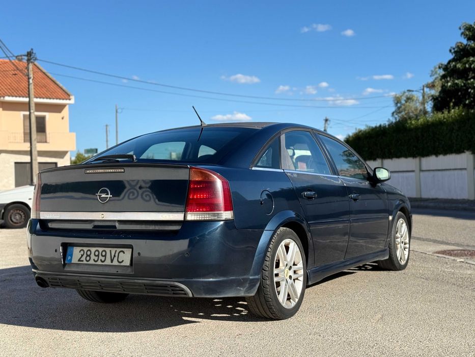 Opel Vectra 2.2 DTI — photo 3