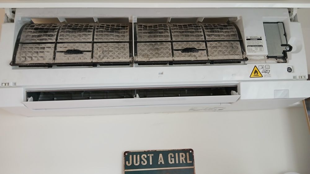 Limpeza e manutenção de ar condicionado