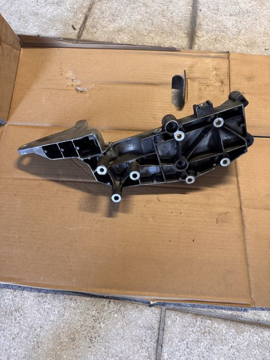 Volvo 2.4t pecas varias Motor