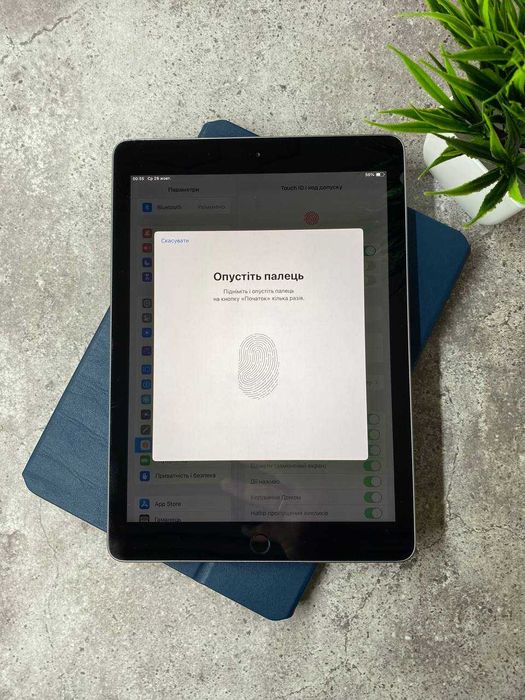 Планшет Ipad 6 32gb wifi +чохол