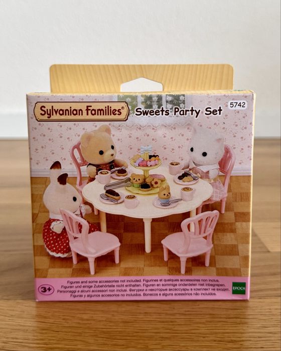 Ігровий набір Sylvanian Families Солодка вечірка Стіл меблі