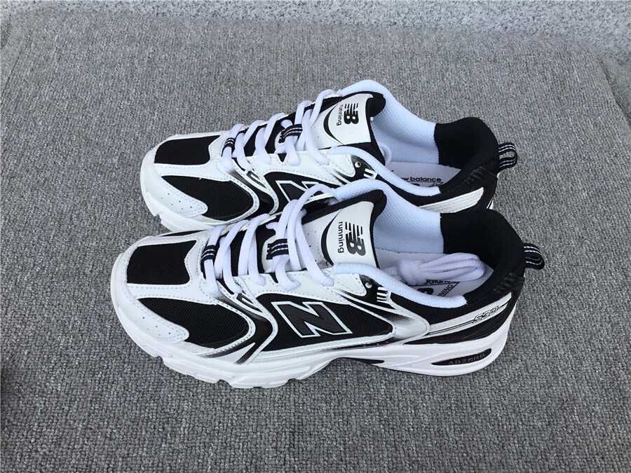 Кроссовки мужские New Balance 530 Black White