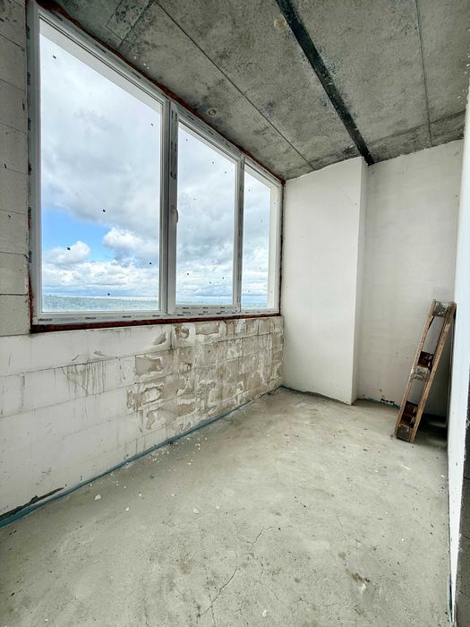 178,9 м² у Трускавці за 590 $/м² — квартира-пентхаус з можливістю поділу