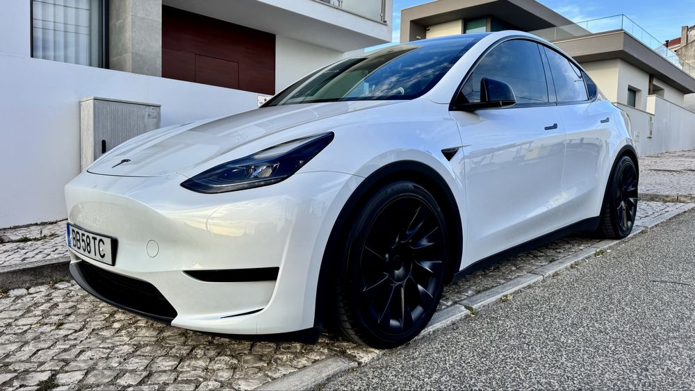 Vendo Tesla Model Y - Único (RWD 2023)