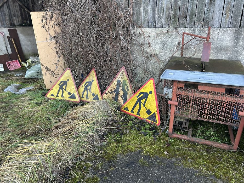 Znaki drogowe - używane