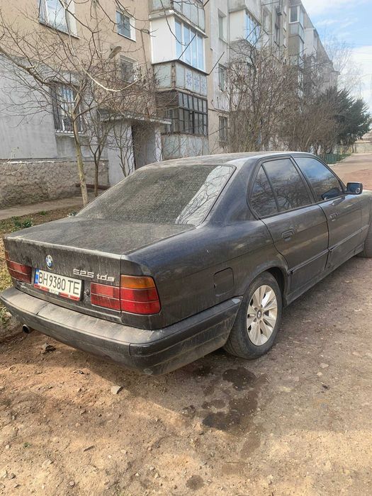 BMW  E-34 ( 5-series )