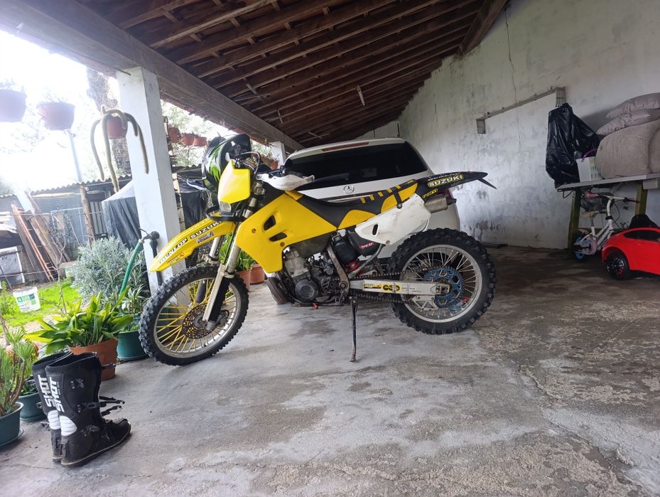 Suzuki rmz 250 2t