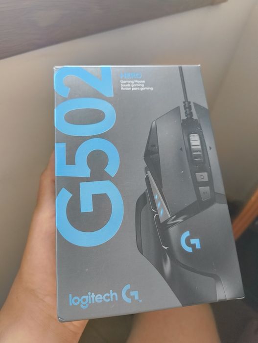 Logitech G502 Hero na caixa
