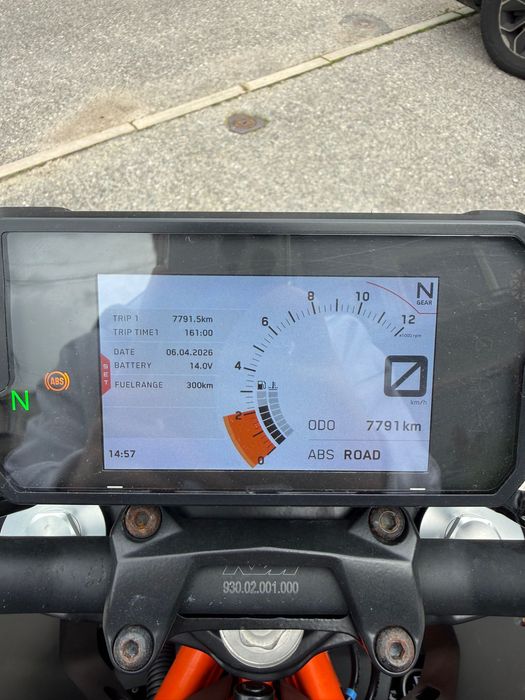 Mota KTM DUKE 125