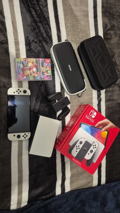 Nintendo switch Oled  + sd128gb