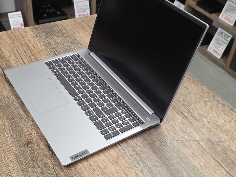 Laptop Lenovo IdeaPad Slim 5 16IRL8 i7-13620H/16GB/1024GB/WIN11 stan db gwarancja