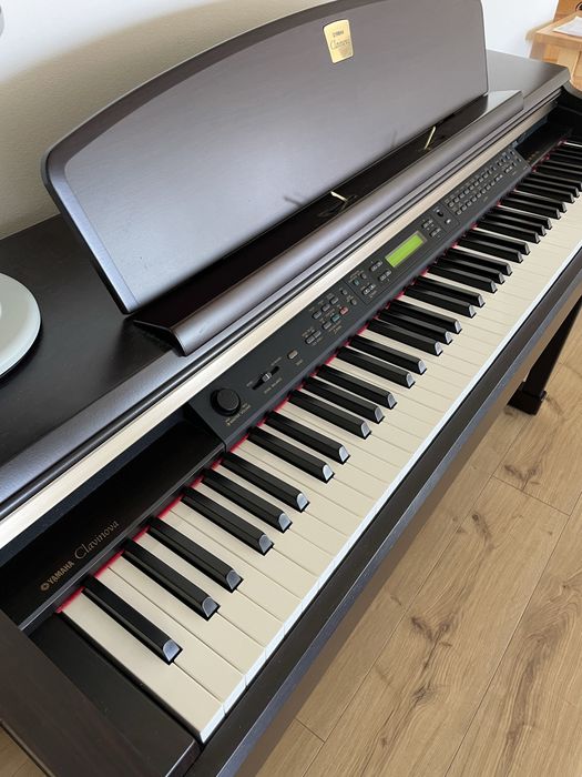 Piano Yamaha Clavinova