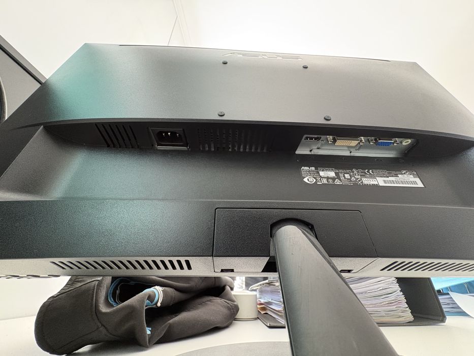 Monitor ASUS VP247HA