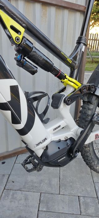 Rower elektryczny husgwarna HC2 Hard Cross