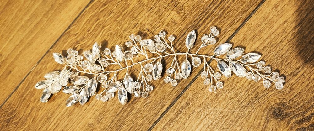 Srebrna ozdoba we włosy