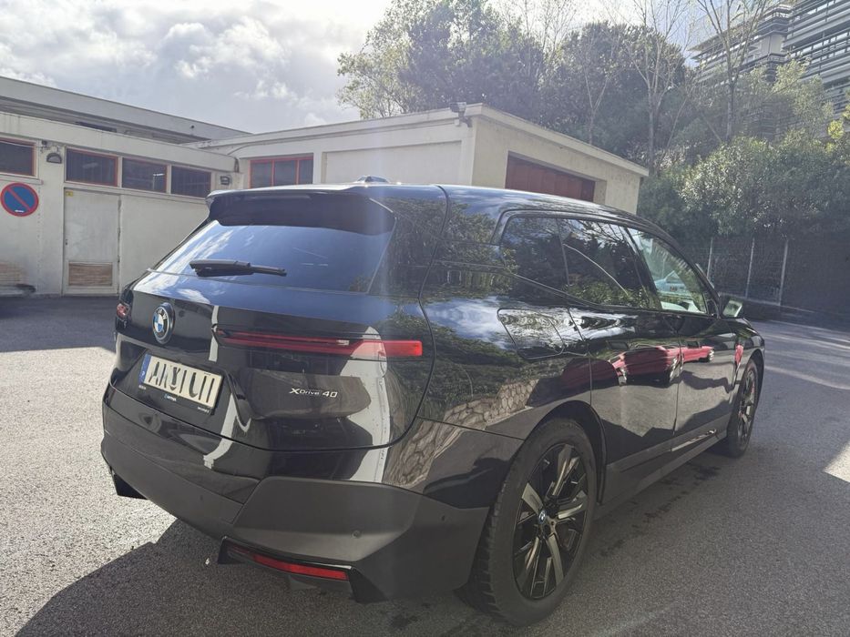 BMW iX xDrive40 Pack M | 2023 | 45.000 km | Nacional | Particular