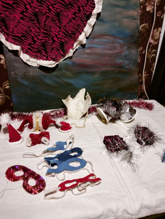 Набір іграшок. Маски, колокольчік.