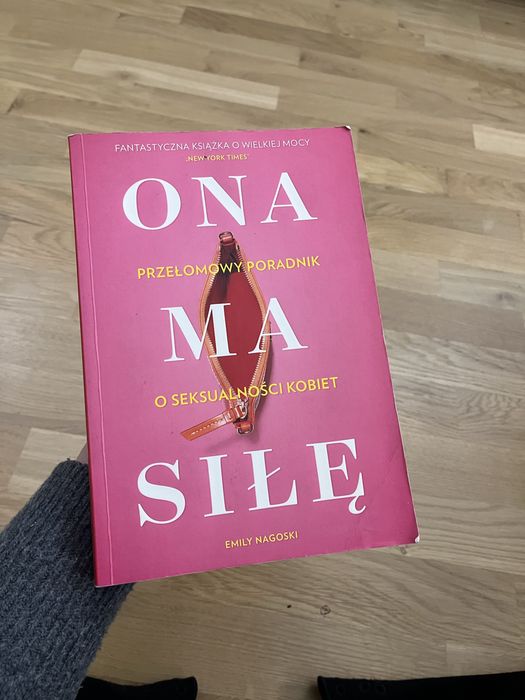 Ksiazka ona ma sile