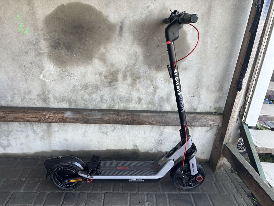 Електро самокат Электро самокат SEGWAY Ninebot E3 PRO Двухподвес как Новый!!!