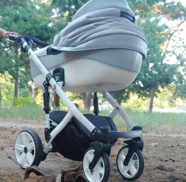 Продам коляску Адамекс 2 в 1