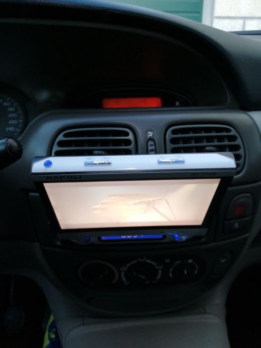 DVD Carro ecra abre e fecha