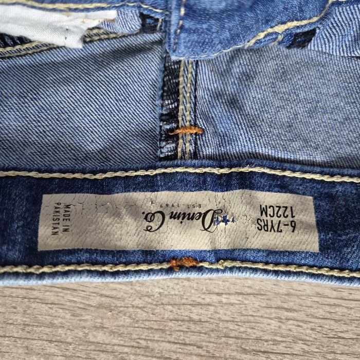 Spodnie jeans szczuple