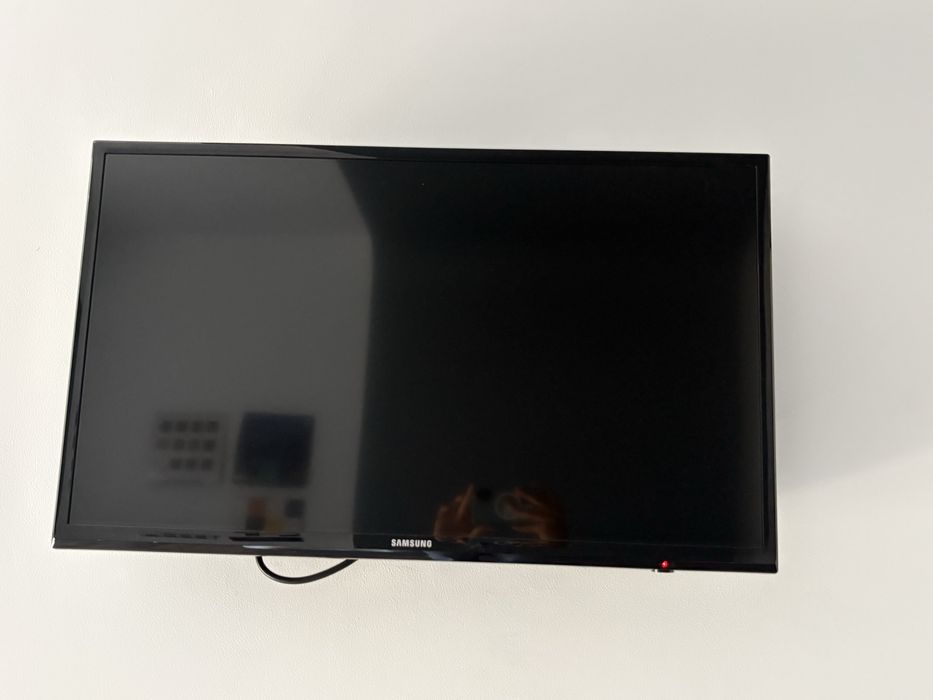 Televisao samsung muito bom estado