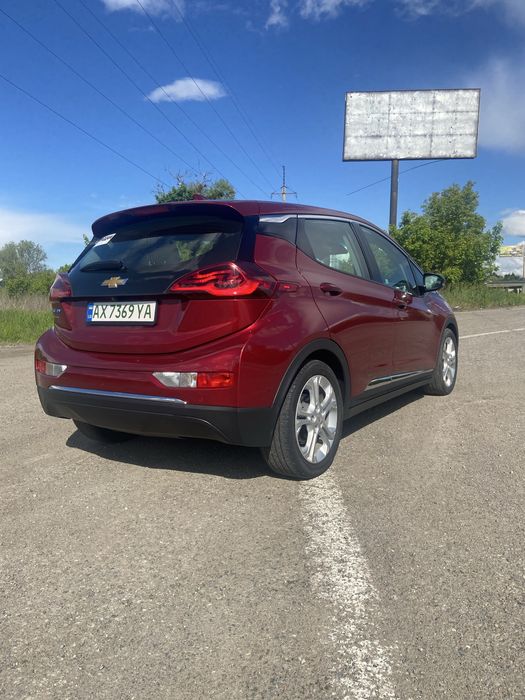Продам CHEVROLET bolt ev