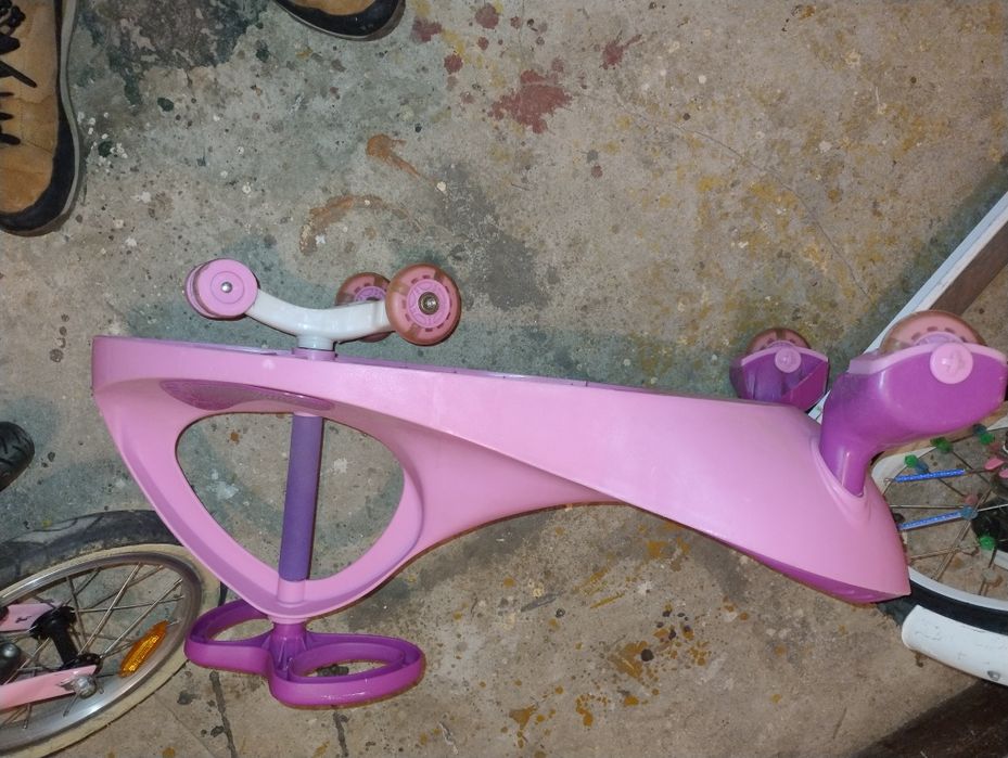 Jeździk grawitacyjny z kołami led