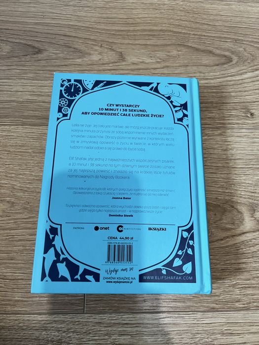 10 minut i 38 sekund na tym dziwnym świecie