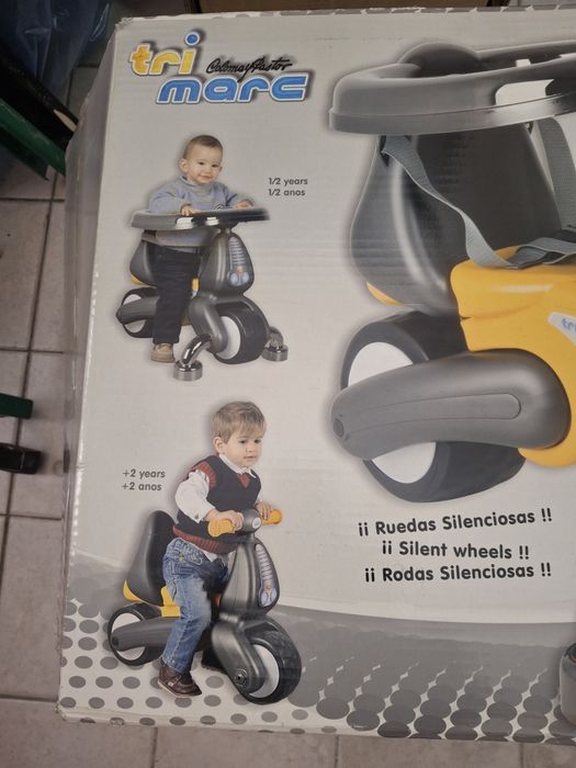 Triciclo infantil