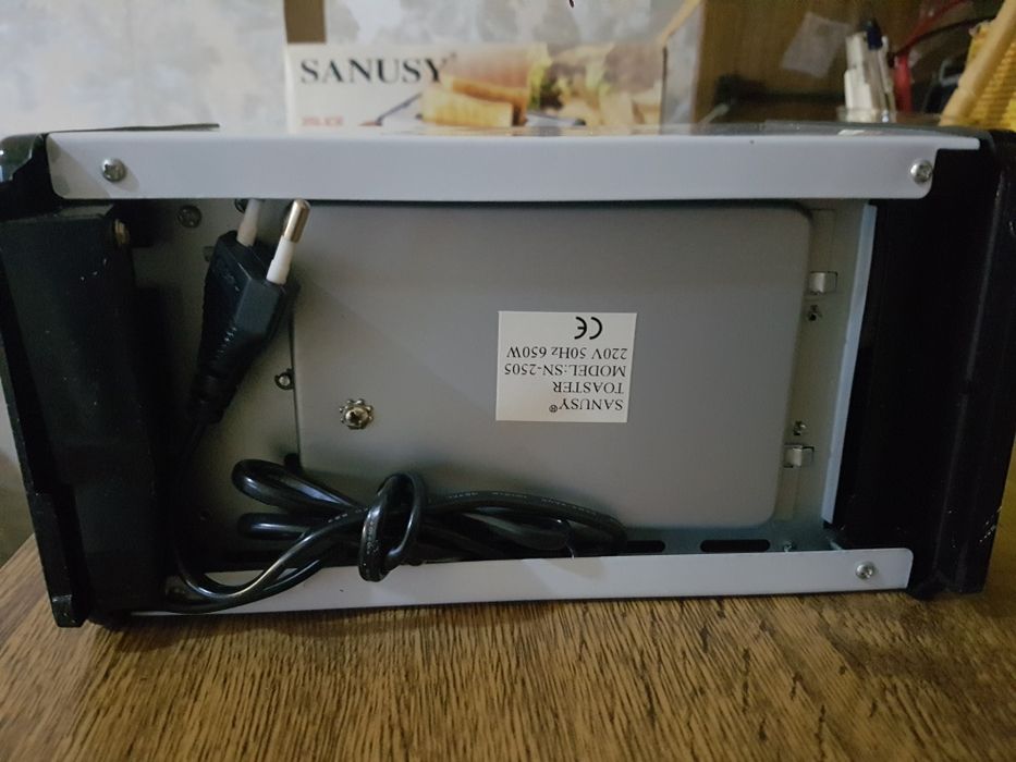 Продается тостер sanusy