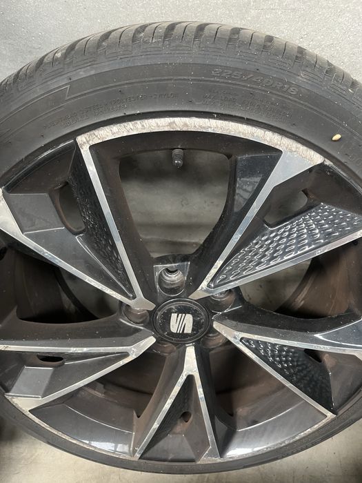 Jantes Seat Leon  225/40 R18