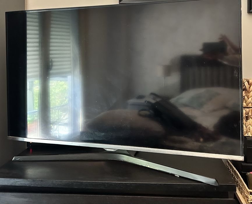 Televisor samsung com pouco uso