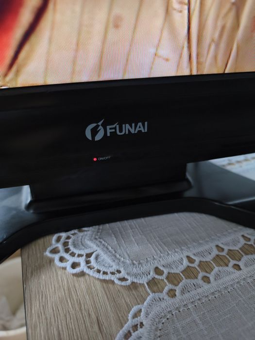 Telewizor z pilotem FUNAI LCD 20cali