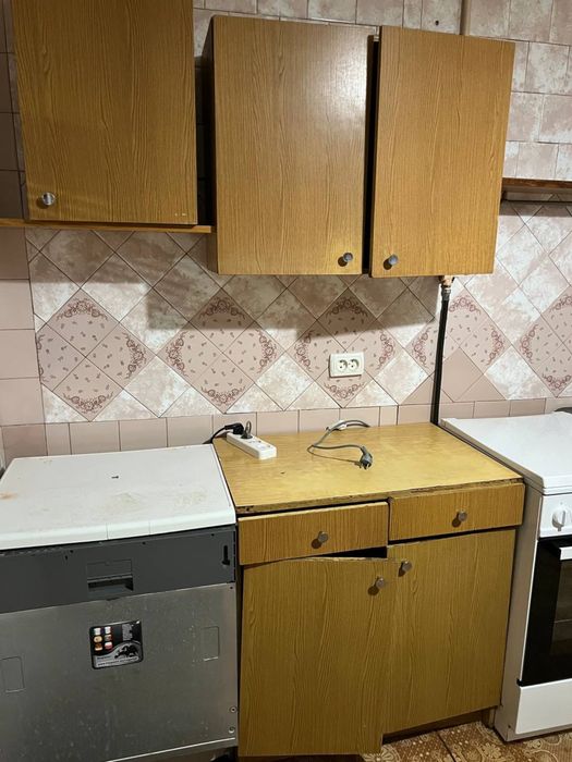 Продам кухонні меблі, підвісна шафа, кухонна шафа, мийка