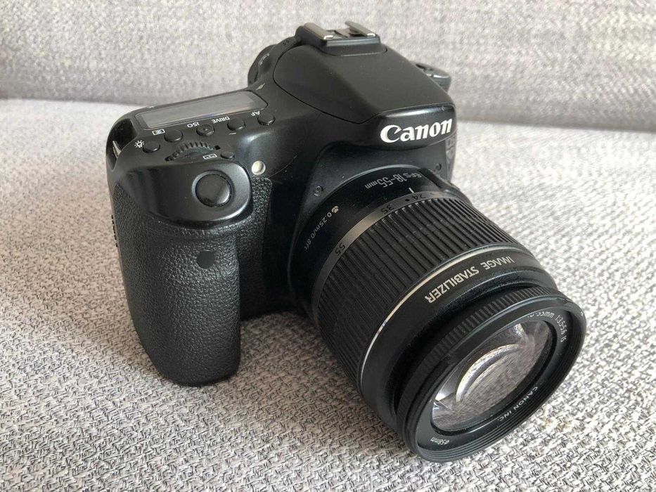 Aparat Canon EOS 70D + obiektyw Canon EF-S 18-55mm