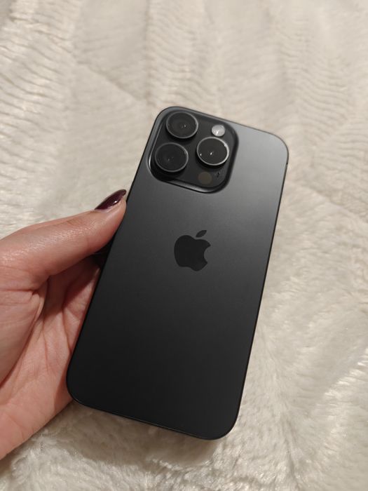 iPhone 15 Pro (256GB) – Impecável – Bateria 88% – 800€