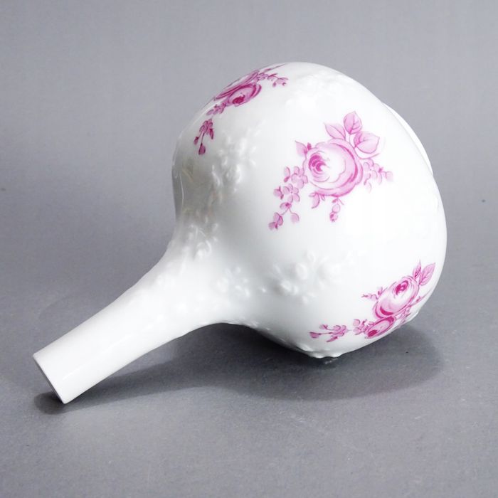 piękny wazonik porcelanowy wallendorfer róże