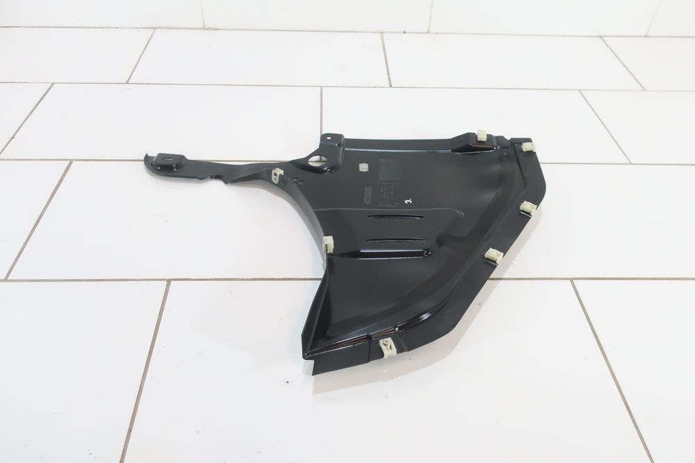 nadkole osłona trójkąt prawy toyota supra j29