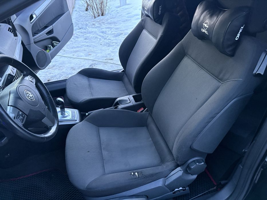 Продам Opel astra H