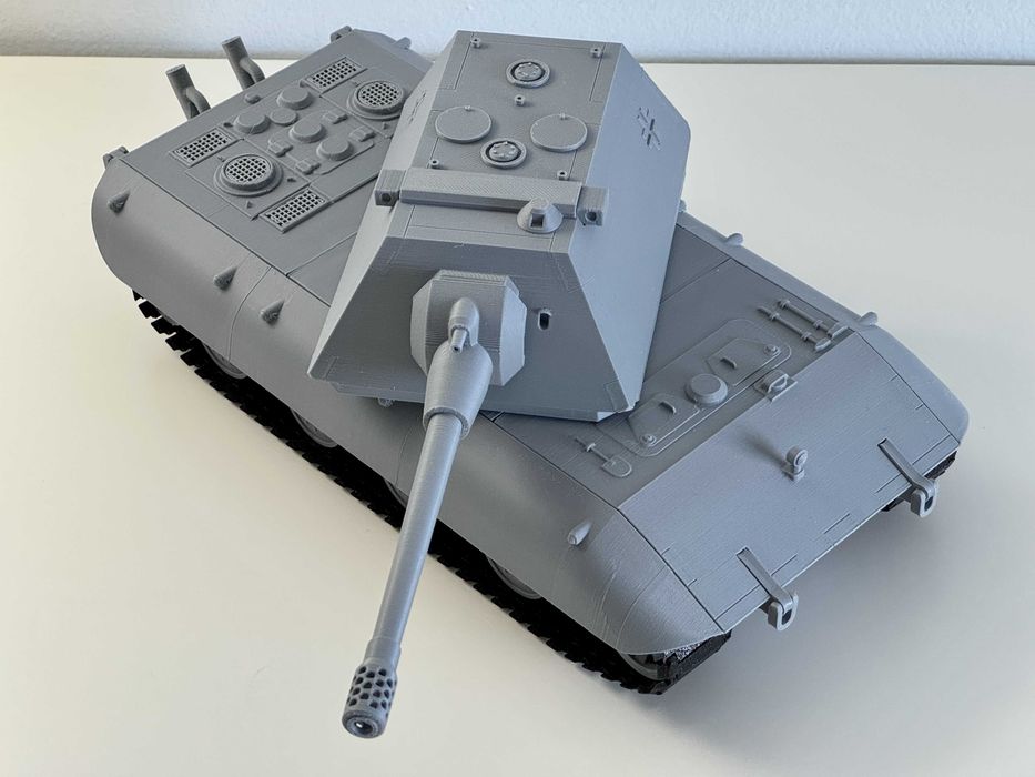 Model Czołgu Pz.Kpfw. W 100 - Superciężki Gigant II Wojny Świat.