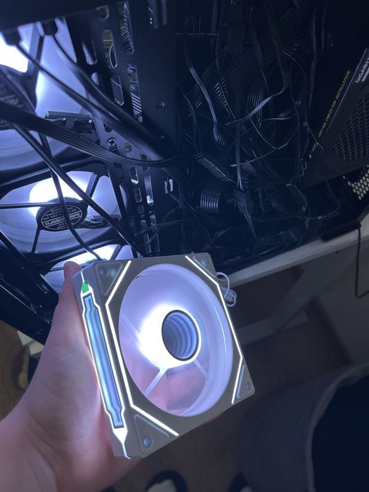 Wentylatory reverse Lian li look