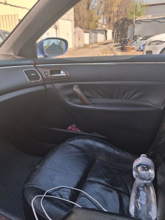 Peugeot 607 2.0  газ-бензин