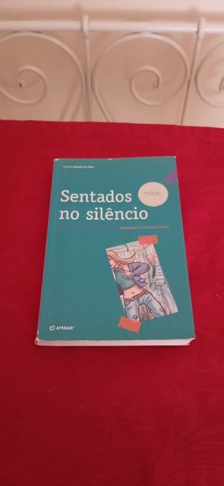Sentados no Silêncio