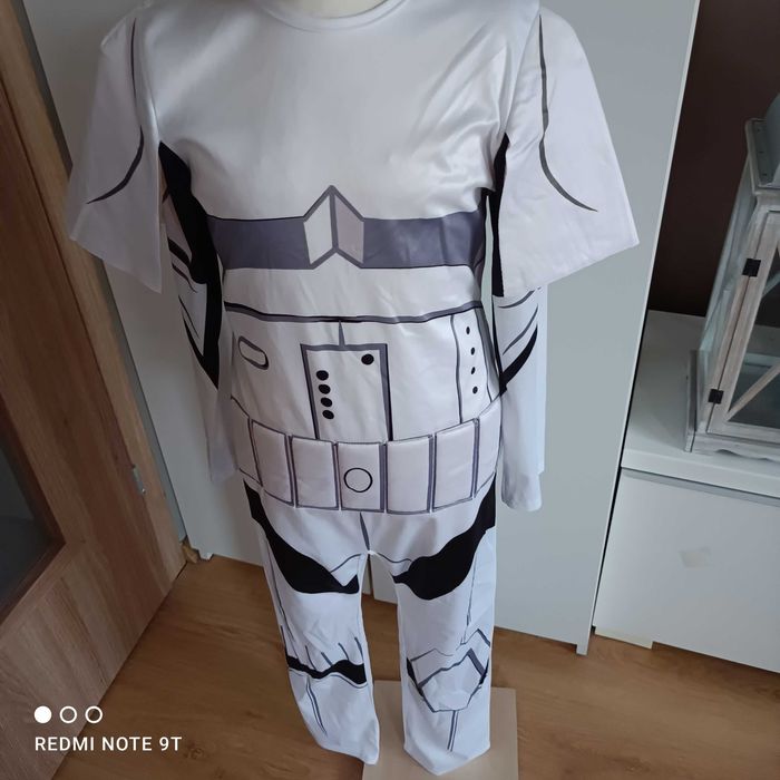 Strój karnawałowy SZTURMOWIEC Star Wars Gwiezdne Wojny 110/116 (2