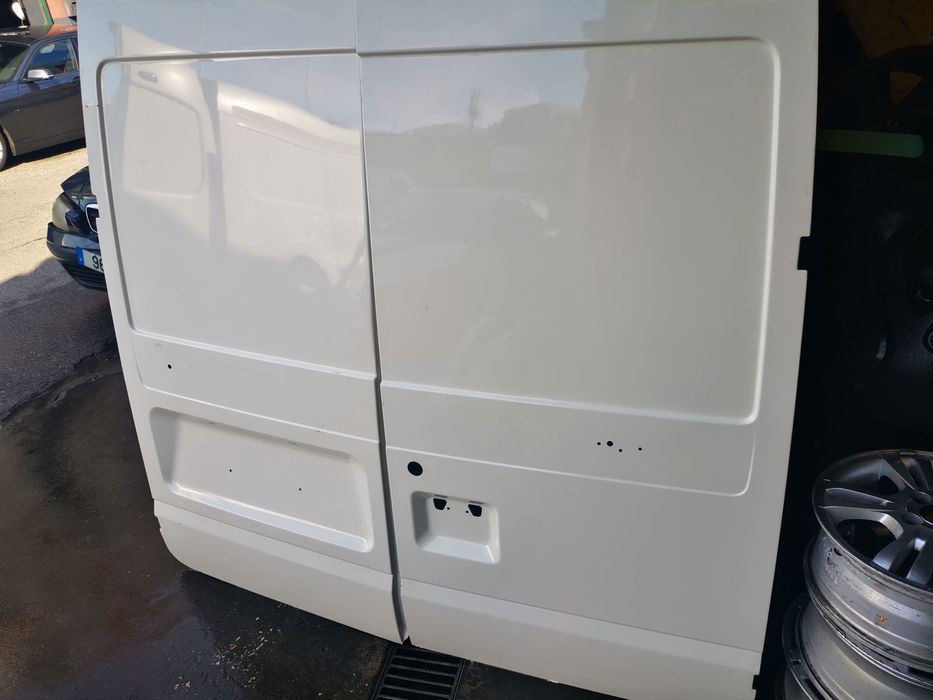 FORD TRANSIT PORTAS TRÁS MALA DUPLAS - PT496 PT497