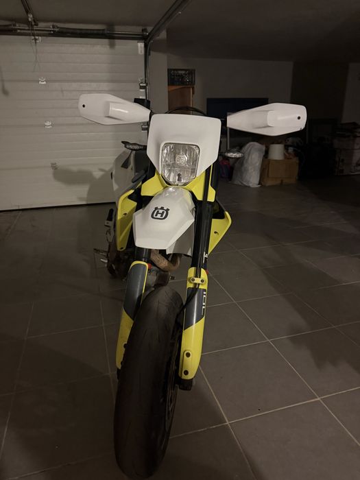 Supermoto husqvarna 701 SM